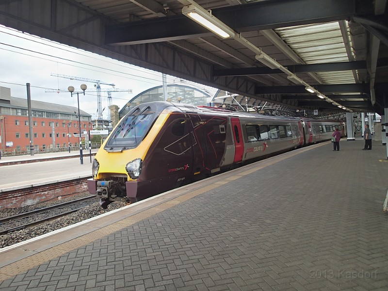 2014 Edinburgh 2014-07-09 006.JPG - The train from Newcastle station going to Edinburgh.